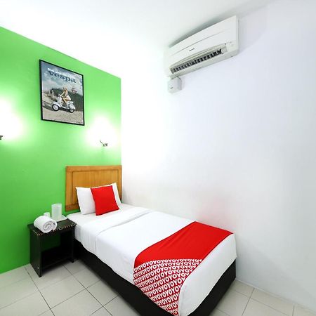 Super Oyo 502 Midah Inn Пухонг Екстериор снимка