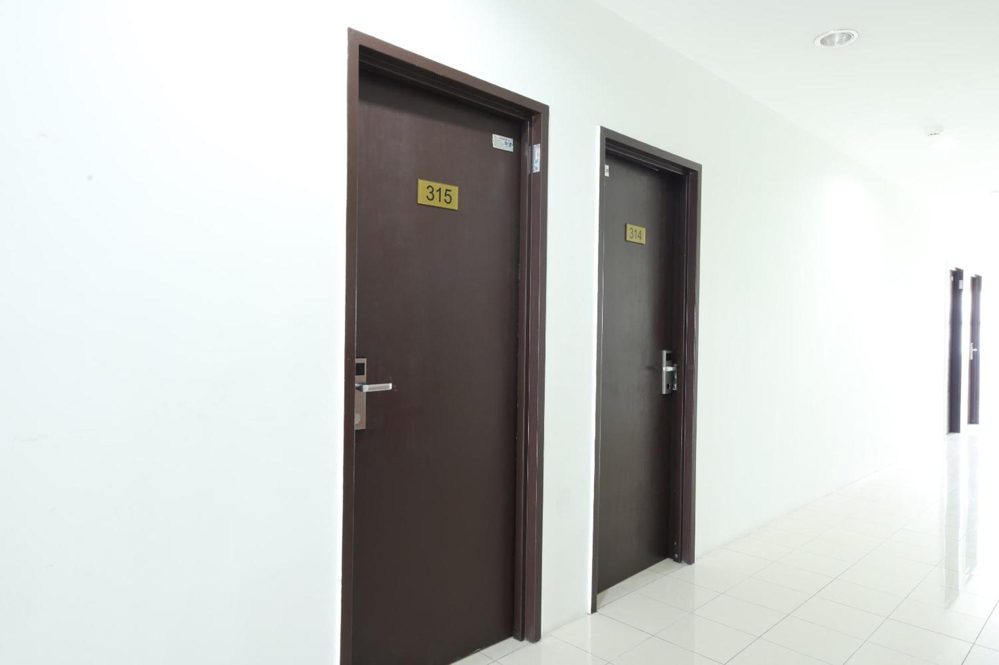 Super Oyo 502 Midah Inn Пухонг Екстериор снимка